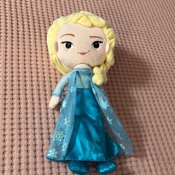 NWOT Disney Parks Frozen Elsa Doll 12” - Picture 1 of 5